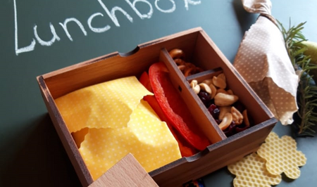 Bei Handwerk Kreativ in Fernitz-Mellach werden Zero Waste Lunchboxen und kreative Geschenke aus Holz gefertigt.